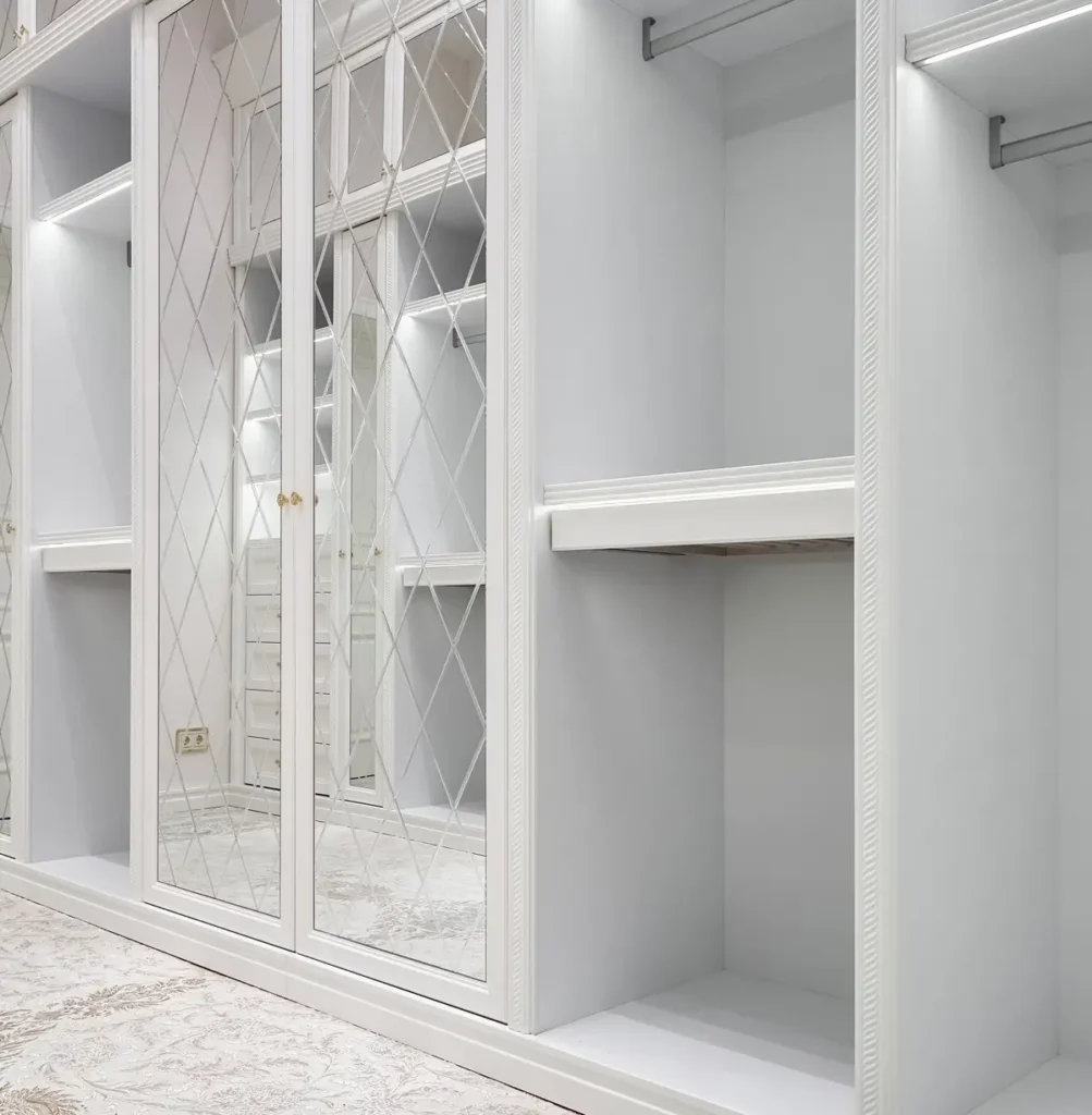 Custom walkin closets